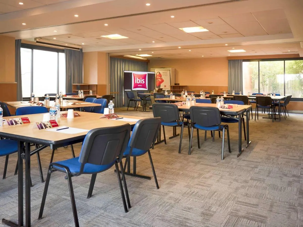 Ibis Cannes Mandelieu Francia