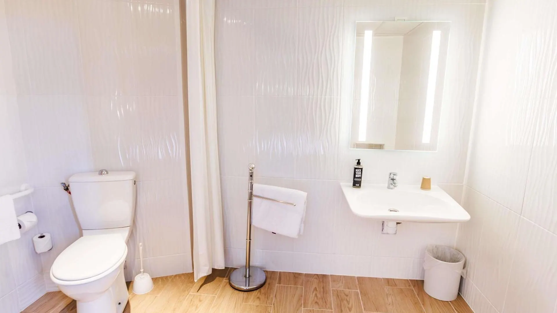 Ibis Cannes Mandelieu 3*, Mandelieu-la-Napoule France